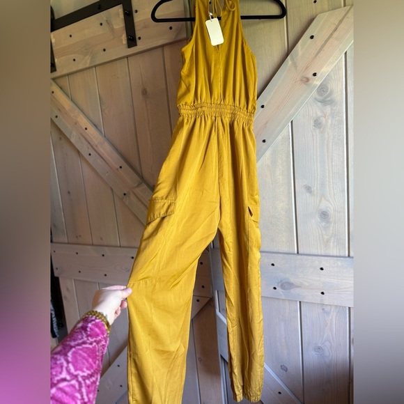 NWT Huddy Mustard Jumpsuit - Picture 12 of 13